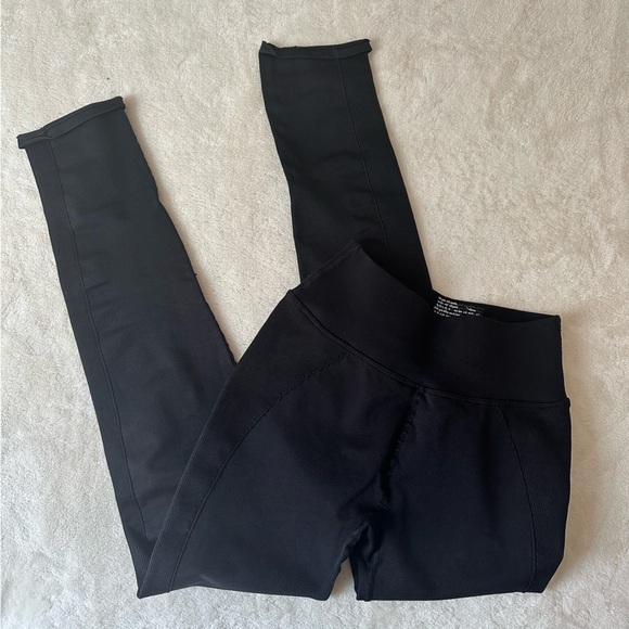 FP Movement by Free People Pants - FP Movement by Free People Black Rusched Butt Compression Tummy Control Legging